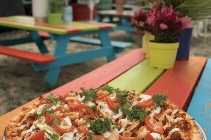 5 ingredient bbq chicken ranch pizza