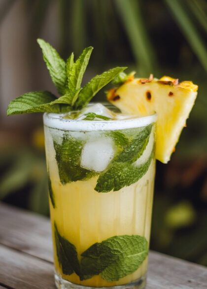 tropical pineapple mojito