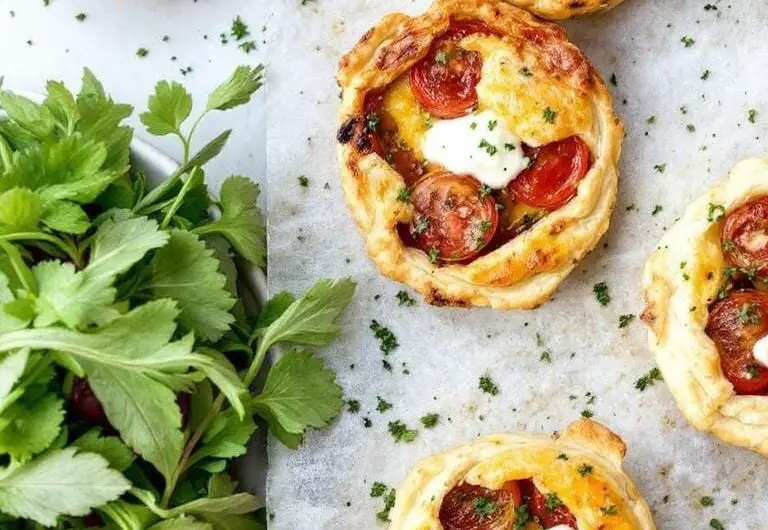 mini tomato and goat cheese quiches for the perfec 1
