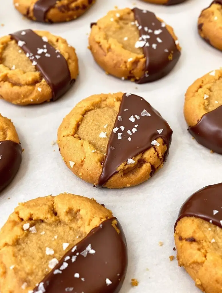 20 Easy Thanksgiving Desserts That Steal the Show (No Pie Required!) 15 image 9