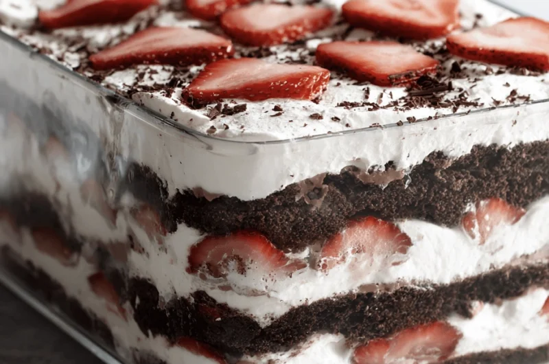 strawberry ice box cake 3